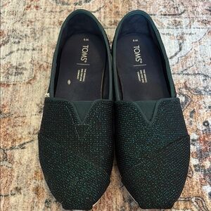 TOMS Green sparkly Slip-On Shoes